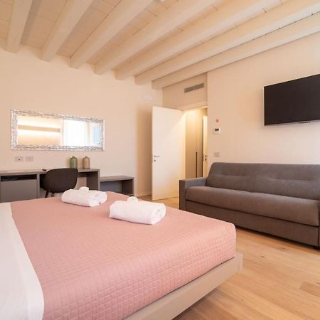 Calcirelli Suites Verona Exterior foto